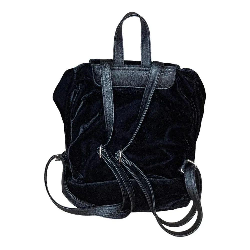 Y2K black velvet